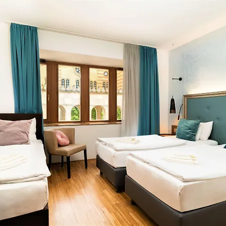 Hotel Memories 4*