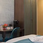 Memories Hotel 4*
