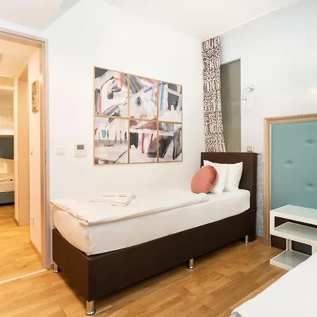 Memories Hotel