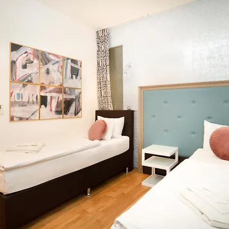 Hotel Memories 4*