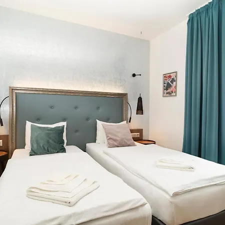 Hotel Memories 4*